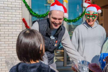 USJとシティウォークが初の共同CSR活動 こども食堂へボランティア訪問