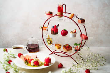 アートホテル大阪ベイタワーの苺アフタヌーンティー、“苺×ピスタチオ”ムースやラズベリーカヌレなど