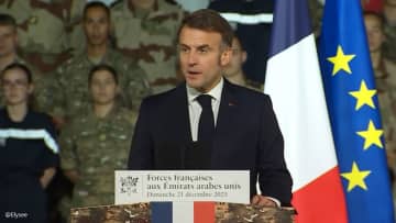 フランスのマクロン大統領、次期原子力空母の建造を発表