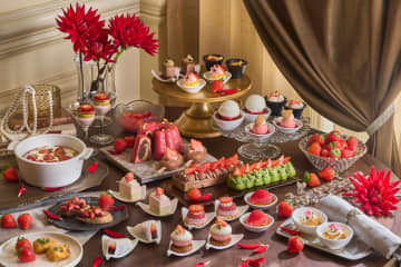 ザ・リッツ・カールトン大阪“苺”スイーツが揃うアフタヌーンティー＆ブッフェ