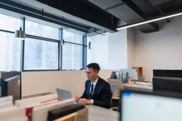 巧妙にあなたを退職に追い込む「静かな解雇」とは。知っておくべき5つのサイン