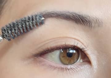 とにかく不器用な人必見！不器用さんでも失敗ナシ！超簡単な眉の描き方