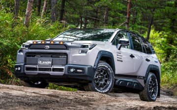 ジャオス、新型「RAV4アドベンチャー」用カスタマイズパーツ アウトドアで映えるプロテクターやマッドガードなど15種