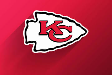 チーフスがアローヘッド・スタジアムを離れ、州境を越えて本拠地を移転すると発表