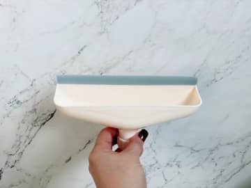 【ダイソー】見つけたらすぐ買って！結露が気になる時期に大活躍の超優秀アイテム