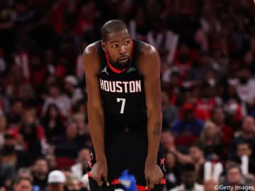 ケビン・デュラントがNBA史上3番目の速さで通算3万得点、5000リバウンド、5000アシストを突破