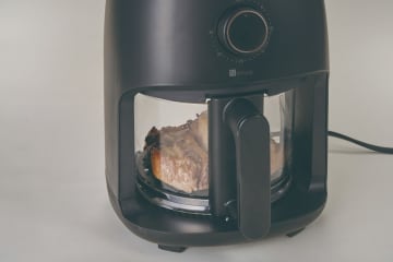 ニトリ・エディオンよりノンオイルフライヤーが登場　ガラス付きで状況が分かる