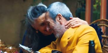 “デュオ安楽死”を選んだ両親と家族の葛藤を描く『両親が決めたこと』予告編&場面写真解禁