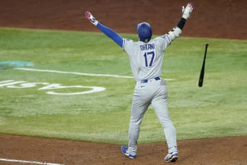 【MLB】「なんというショー」大谷翔平、劇的12号直後に見せた“No.1バットフリップ”　公式が2025年の象徴的一打に選出