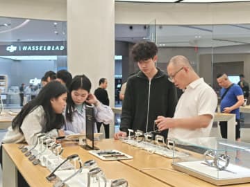 海南省で免税ショッピングが大人気、入店客数が「封関」前の数倍に―中国