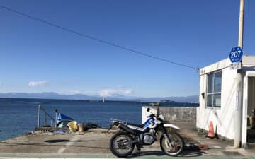 神奈川・横須賀の謎川をたどる冒険　関根川をセローでゆるっと遡上してみた