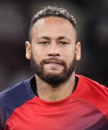 ネイマールが膝手術、全治1カ月　元ブラジル代表、W杯出場に意欲