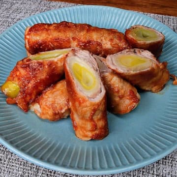 【豚×チーズ×長ねぎが強すぎ！】巻いて焼くだけでレベチ！の絶品豚チーズロールが優勝 Collaboration With DAIGOも台所