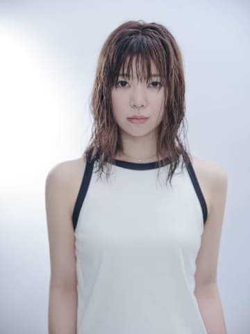 眉村ちあき、新曲「想いの力はすごいぞ」がリアル脱出ゲーム『謎だらけの南極大陸からの脱出』テーマソングに