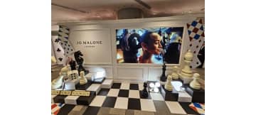 ジョー マローン ロンドン、ホリデー限定ポップアップ「Fun and Games」を開催