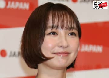 篠田麻里子「元AKBメンバーに恋愛相談」報道　″現在の彼氏”とのラブラブ交際ぶりと再婚への展望