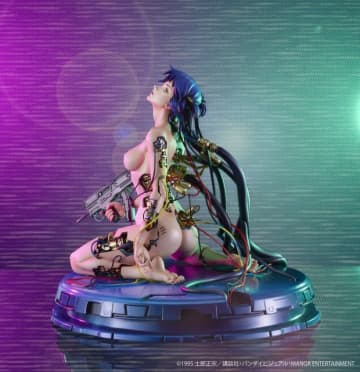 「攻殻機動隊展」禁断のアニメシリーズ横断グッズも…！全55点の公式グッズ第1弾、発表！Tシャツ、ぬいチャーム、フィギュアなど