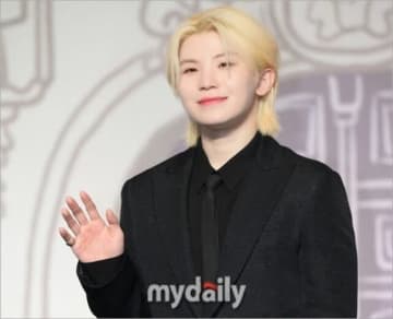 “入隊中”SEVENTEEN ウジに軍幹部が私的な依頼…報道に指摘の声「不適切だ」