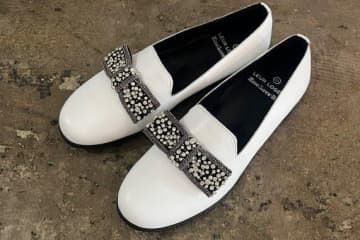 キッズ ラブ ゲイト×ルール ロジェット、ビジューリボンやカラーストーンが煌めくレザーシューズ