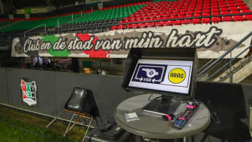 FIFAが新技術「アウト・オブ・バウンズ」を導入へ動き出す！ボールアウト、オフサイドの判定精度向上が狙い