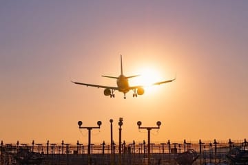 今後2週間で日中46路線が全便欠航、26年1月の欠航便はすでに2195便で欠航率40．4％