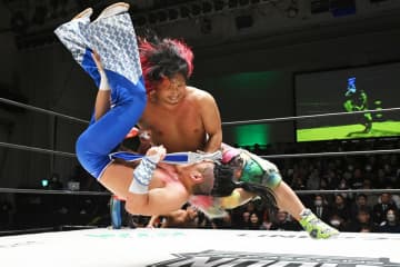 【ノア】Jr.王者・高橋ヒロム　前哨戦でAMAKUSAから完璧３カウント「あの言葉を高らかに叫んでやる！」
