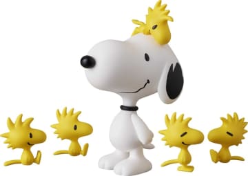フィギュア「UDF PEANUTS」シリーズ第19弾が2026年7月発売決定！スヌーピー5種類ラインナップ父の日イメージのネクタイ姿やサッカー選手など多彩な装いで登場