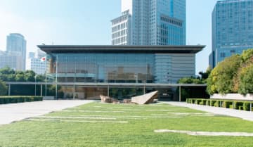 戦後秩序の終わりが見えた2025年　オフレコ発言と社説が映すジャーナリズムの歪み