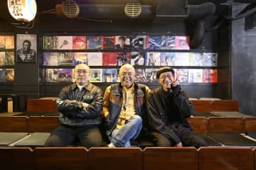 『浅草リトルシアター』から目指せ！芸人の頂点へ。自称・世界一小さな劇場で光る原石たち