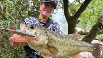 事前情報一切なし。山口県の秘境に巨大ブラックバスが…⁉「思い通りにいかない…」