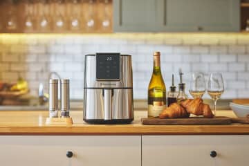 英国ブランドだけど実は中身は思いっきり日本仕様？　都市型生活に特化したエアフライオーブンは現代ライフスタイルの研究の賜物