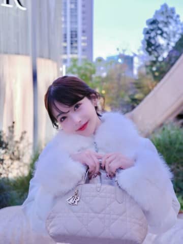 “整形総額3000万円”三山凌輝の元婚約者YouTuber「立ち耳整形」ビフォアフ公開に驚きの声「サムネ別人」