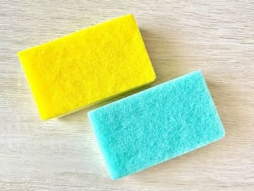 スポンジ、捨てるの待った！「2週間でポイ」の前に限界まで使い倒す〈フル活用術3選♡〉