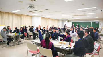 こども家庭庁、中部地方初の「いけんひろば」を中学校で実施