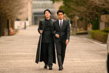 福山雅治×大泉洋『ラストマン』連ドラから2年半――今も現実社会に突き刺さるテーマ3選