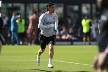 「ま、マジか!?」突如舞い込んだ結婚ニュース　29歳元Jリーガーが新婦と報告「なんと！」