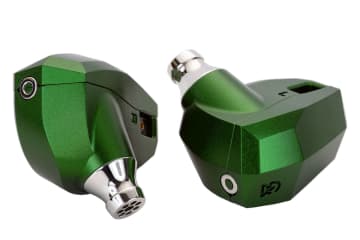 Campfire Audio、初代IEMから10周年記念「Andromeda 10」。2倍になったBA×10基