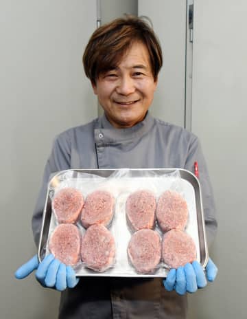 ふるさと納税で人気、柏木牧場特製ハンバーグが30グラム増量　直営施設で仕上げた“逸品”　観光アピールの一助へ