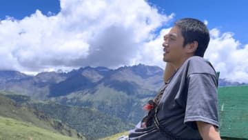 東出昌大、ブータンで幻の秘薬に興奮「芋虫からキノコが…」