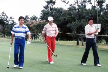 ジャンボ尾崎さんを弟２人がしのぶ　健夫「これからが寂しい」直道「感謝しかない」