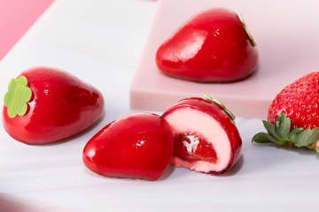 本物の苺！？“とろ～り”苺ソース入り生ショコラケーキ、バターステイツ by銀のぶどうから