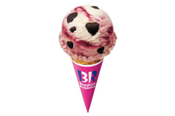 サーティワン人気フレーバー「ラブポーションサーティワン」がハート尽くしに、大小2つのハート型菓子入り