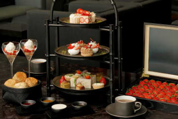アマン東京のストロベリーアフタヌーンティー、国産苺のフレジェ＆パリブレストなどフランス菓子