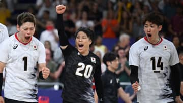 石川祐希が再会を喜ぶ「仲間たちにも会えました また日本で」バレー世界最強クラブ頂上決戦で大阪ブルテオンと激突