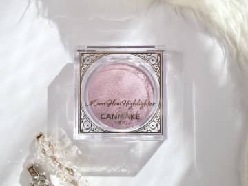 880円でこの透明感！？【キャンメイク】話題の「新色ハイライト」が想像以上だった♡