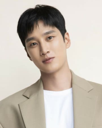 アン・ボヒョン、韓国失明予防財団に1000万円寄付…良い影響力