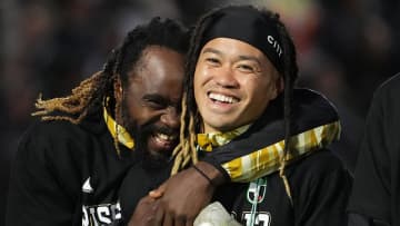 栃木シティFCが田中パウロ淳一と契約延長！クラブの3年連続昇格に貢献した“選手兼インフルエンサー”