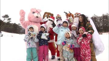 スキー場で空飛ぶサンタ登場？雨のクリスマスイブでイベント中止にがっかり…ケーキも「真っ白」「小さめ」が人気