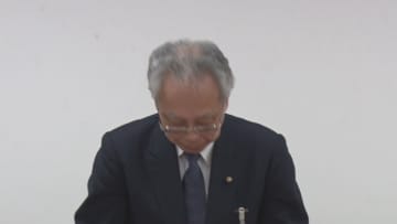 「悪質卑劣…少女に一生取り返しのつかない行為」元中学校教諭で学童クラブの男性指導員（74）が元教え子の少女に不同意性交　プレゼントがあると呼び出し自宅に　指導員「抵抗しなかったので同意していると」