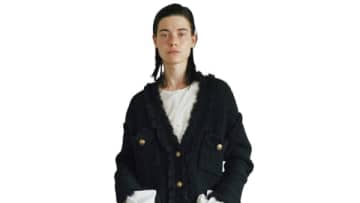 【明日なに着る？】ブレザーとカーディガンの間をとれる「かっちりしすぎないニットジャケット」